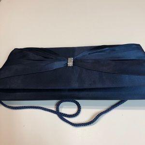 Jacqueline Ferrar clutch. Used once for wedding.